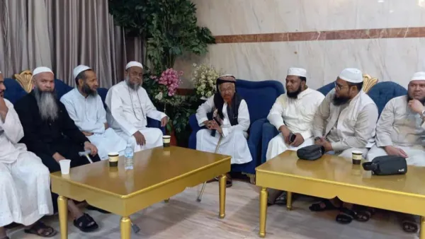 মদিনায় হেফাজতে ইসলাম বাংলাদেশের নেতাদের বৈঠক