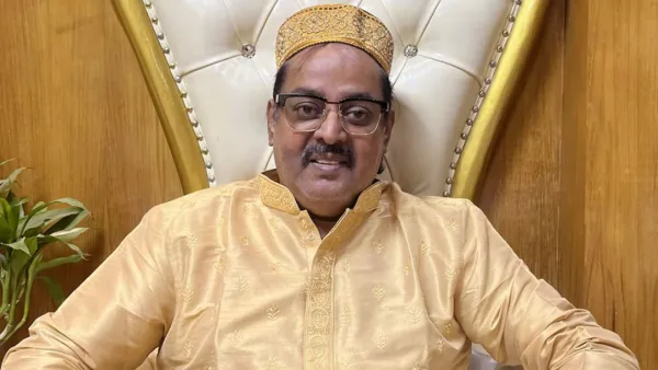 ডিপজলকে আটকের দাবিতে মিছিল