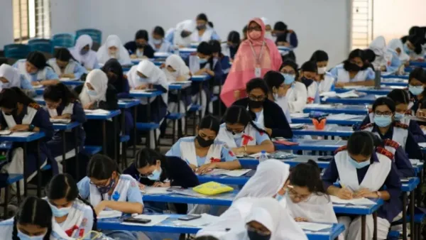 এইচএসসির বাকি পরীক্ষা হবে ‘অর্ধেক প্রশ্নপত্রে’