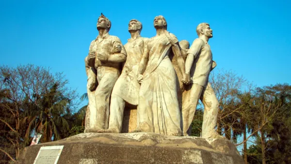 কনসার্ট স্থগিত, বন্যার্তদের পাশে দাঁড়ানোর আহ্বান