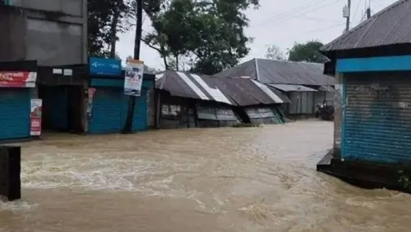 বন্যায় দুই বিভাগে কাজ করছে ১১৯৬ মেডিকেল টিম