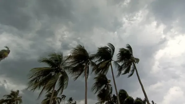 আট জেলায় দুপুরের মধ্যে ঝড়-বৃষ্টির শঙ্কা