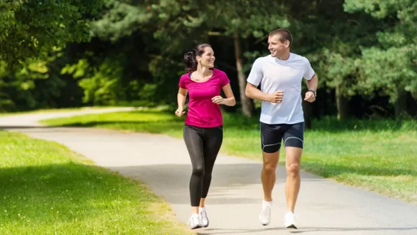 দৈনিক ১১ মিনিট হাঁটলেই কমবে অকাল মৃত্যুর ঝুঁকি