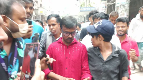 আরাফাতের বিরুদ্ধে হিরো আলমের মামলার আবেদন