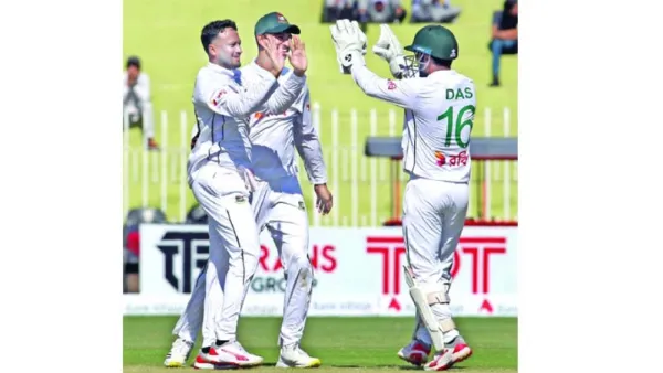 রাওয়ালপিন্ডিতে বাংলাদেশের দাপট