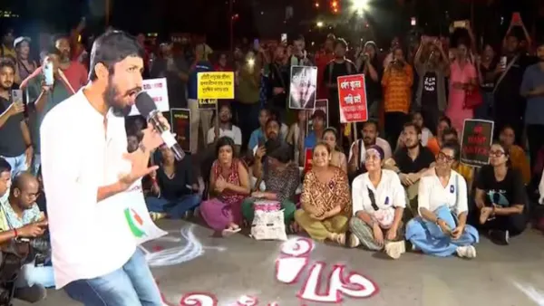 কলকাতার আন্দোলনে ইথুন বাবুর গান