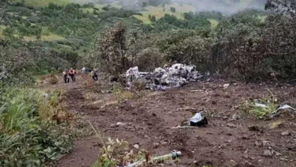 রাশিয়ায় হেলিকপ্টার বিধ্বস্ত, নিহত ২২