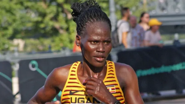 প্রেমিকের দেওয়া আগুনে পুড়ে যাওয়া সেই অ্যাথলেটের মৃত্যু