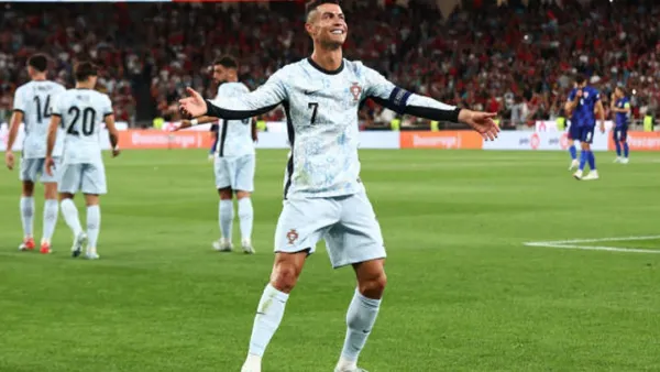 যে রেকর্ডে রোনালদোর ধারেকাছে নেই মেসি