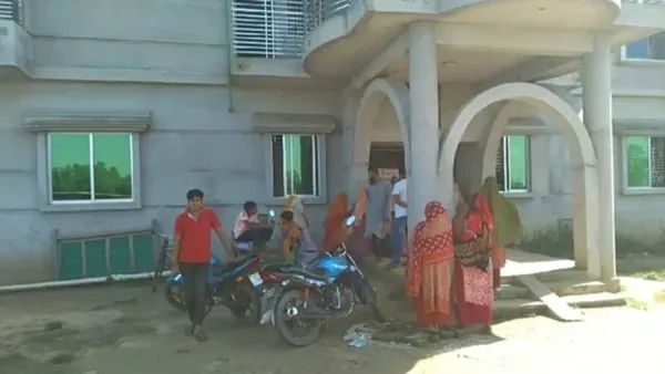 মাদ্রাসা থেকে পাঁচ ছাত্রী নিখোঁজ, উদ্বিগ্ন অভিভাবকরা