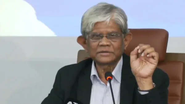 আমরা ফেরেশতা না, ভুলগুলো ধরিয়ে দেন: অর্থ উপদেষ্টা