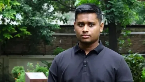 হোটেল থেকে হাসনাত আব্দুল্লাহর মোবাইল চুরি