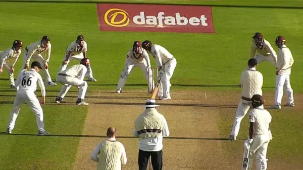 চরম মুহূর্তে সাকিবদের হারাতে অভিনব ফিল্ডিং সাজিয়েছিল সমারসেট