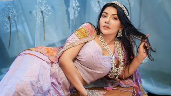 আগামীকাল আনন্দের দিন হতে যাচ্ছে: নওশাবা