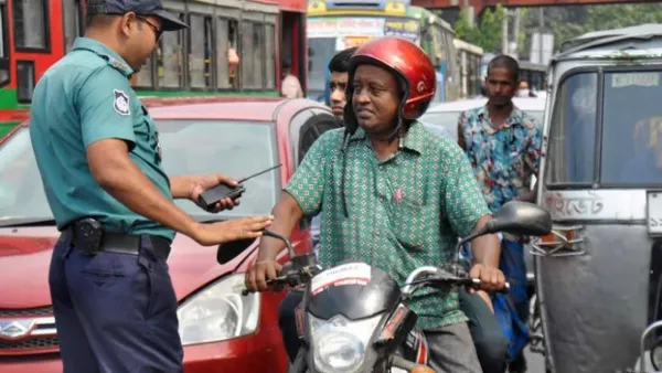 রাজধানীতে এক দিনে ১৫২ মামলা দিলো ট্রাফিক পুলিশ