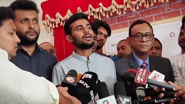 জনগণ ক্ষমতার পালাবদলের জন্য গণঅভ্যুত্থানে আসেনি: শ্রম উপদেষ্টা