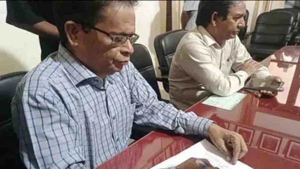 দায়িত্ব নেওয়ার আড়াই ঘণ্টা পর অধ্যক্ষের পদত্যাগ