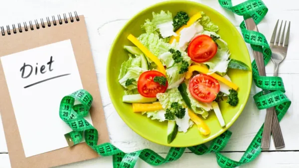 ফিট থাকতে ডায়েট করুন বয়স অনুযায়ী