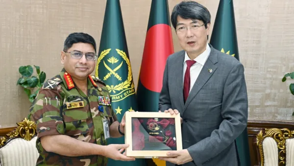 সেনাপ্রধানের সঙ্গে জাপানের রাষ্ট্রদূতের সৌজন্য সাক্ষাৎ
