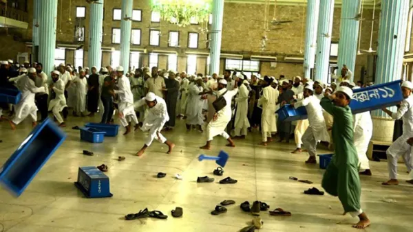 বায়তুল মোকাররমের ঘটনায় আইনি ব্যবস্থা নিচ্ছে সরকার