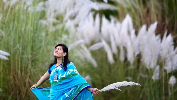 সাজে শরতের শুভ্রতা