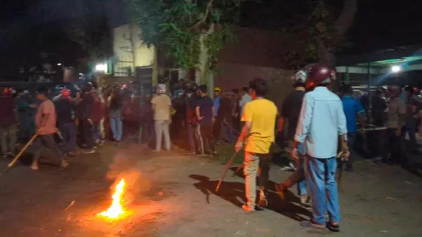 জাবির সাবেক দুই উপাচার্য ও প্রক্টরসহ ২০০ জনের নামে মামলা