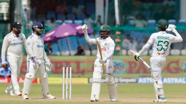 নিঃসঙ্গ শেরপা মুমিনুল, ২৩৩ রানে গুটিয়ে গেল বাংলাদেশ