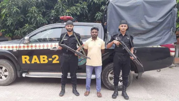 কারাগার থেকে পালানো মৃত্যুদণ্ডের আসামি গ্রেপ্তার