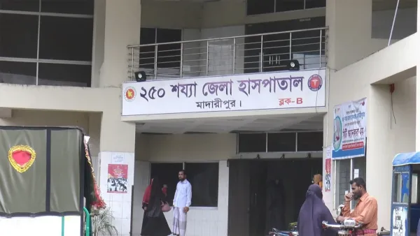 অ্যাম্বুলেন্স চাপায় প্রাণ গেল বৃদ্ধার