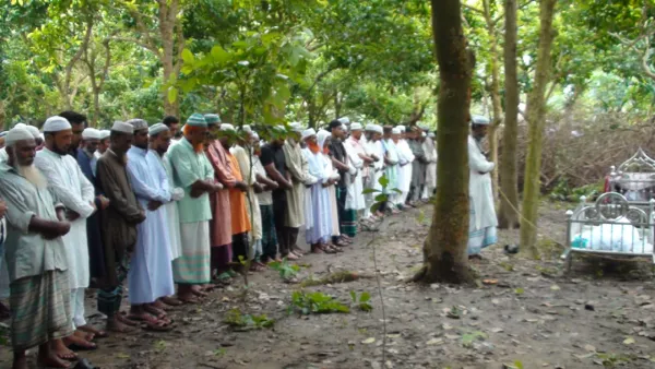 নাতির মৃত্যুর সংবাদ শুনে মারা গেলেন বৃদ্ধা