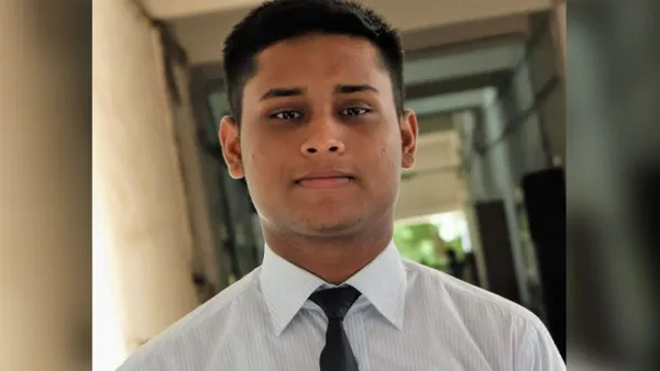 চাকরিতে আবেদন ফি নিয়ে যে প্রস্তাব দিলেন হাসনাত আব্দুলাহ