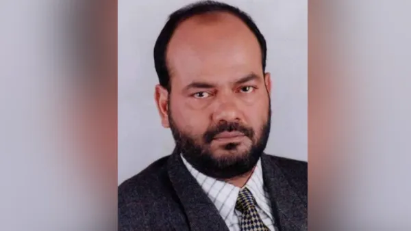 মঠবাড়িয়া পৌরসভার সাবেক মেয়র ঢাকায় গ্রেপ্তার