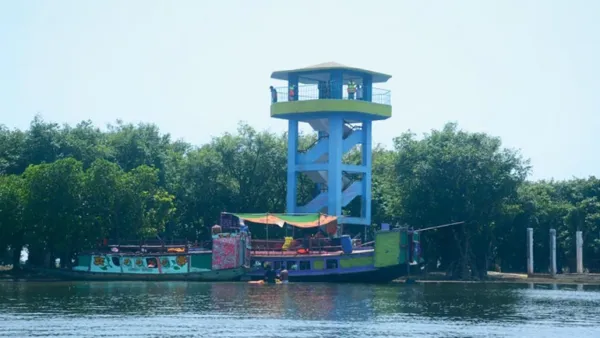 হাওরে সাঁতার কাটার সময় নিখোঁজ ব্যাংকার