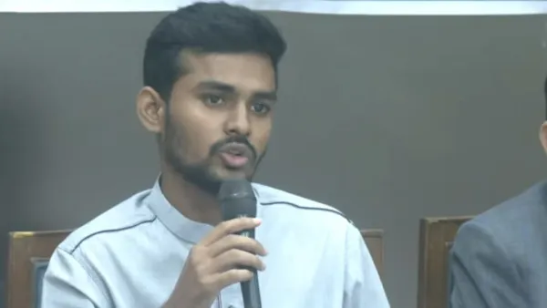 সিস্টেম ভেঙে নতুন লোক নিয়োগ দেওয়ার হুঁশিয়ারি শ্রম উপদেষ্টার