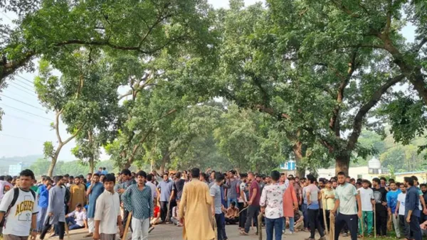 চবি শিক্ষার্থীদের ওপর যুবলীগের হামলার অভিযোগ