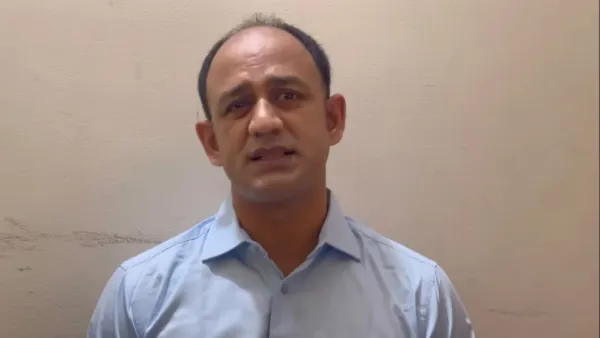 গ্রেপ্তারের আগে মধ্যরাতে যে ভিডিও প্রকাশ করেন ব্যারিস্টার সুমন (ভিডিও)