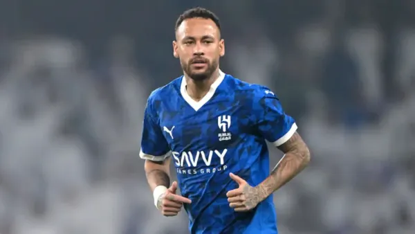 এক বছর পর মাঠে ফিরলেন নেইমার