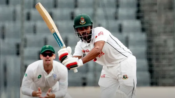 মিরাজের ব্যাটে তৃতীয় দিন শেষে আশায় বাংলাদেশ