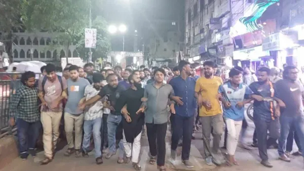 ছাত্রলীগ নিষিদ্ধ হওয়ায় জবিতে আনন্দ মিছিল