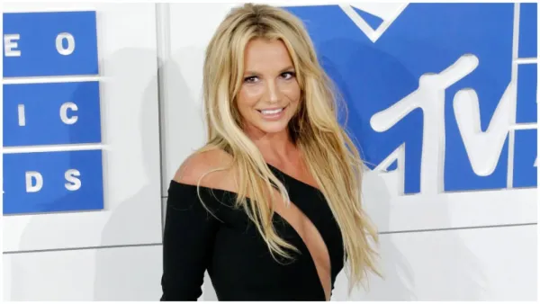 নিজেকেই নিজে বিয়ে করেছি: ব্রিটনি স্পিয়ার্স