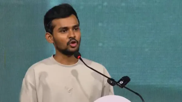 আমরা কর্পোরেট গোষ্ঠীর হাতে জিম্মি নই: আসিফ মাহমুদ