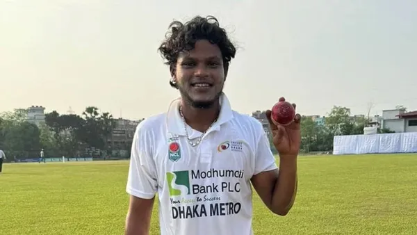 ৮ উইকেট নিয়ে দলকে জেতালেন রকিবুল