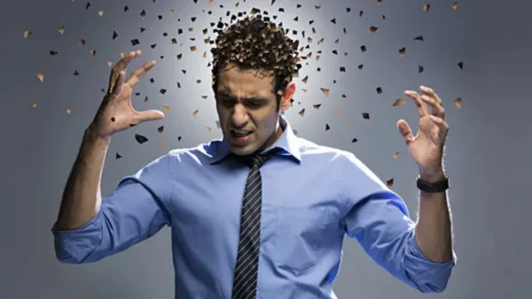 যেসব অভ্যাস আপনার মস্তিষ্কের ১২টা বাজাচ্ছে