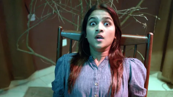 সাদিয়ার ‘ভূত আতঙ্ক’, আসছে হ্যালোইনে