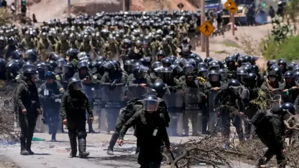 বলিভিয়ায় ২০০ সৈন্যকে অপহরণ করেছে সন্ত্রাসীরা