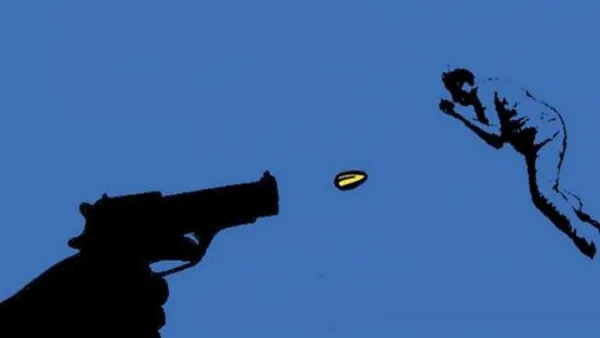 মধ্যরাতে দুর্বৃত্তদের গুলিতে চিংড়ি ঘেরের শ্রমিক নিহত