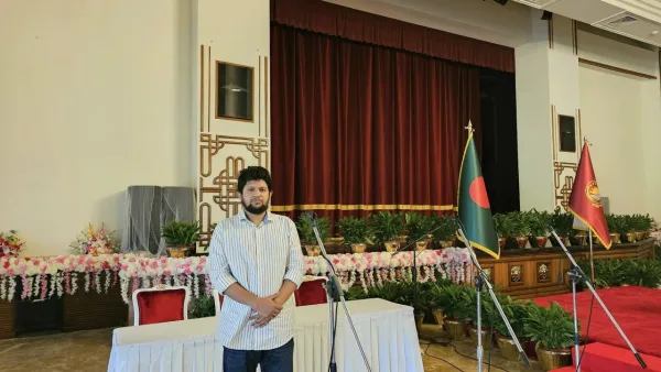 বঙ্গভবন থেকে সরানো হলো শেখ মুজিবের ছবি