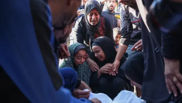 ইসরায়েলের ভয়াবহ হামলায় গাজা ও লেবাননে নিহত ১০৭