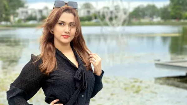 বিয়ে নিয়ে মুখ খুললেন ববি