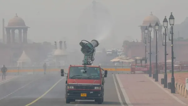 ভয়াবহ দূষণের কবলে ভারত, ঢাকার বায়ুও বিপজ্জনক